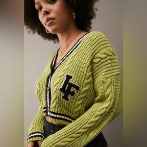 Very cute cropped cardigan